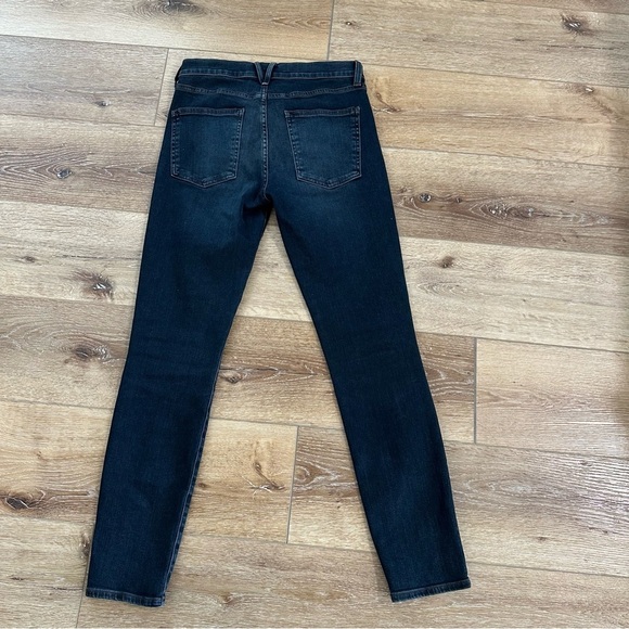 Veronica Beard Emma Skinny Mid Rise Women’s Dark Ink Jeans Sz 27/4 GUC - Picture 8 of 8